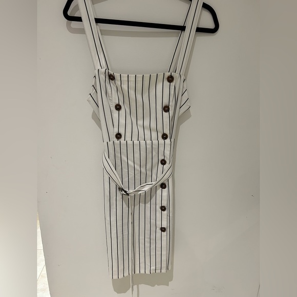 Forever 21 bodycon dress with buttons - Picture 1 of 5